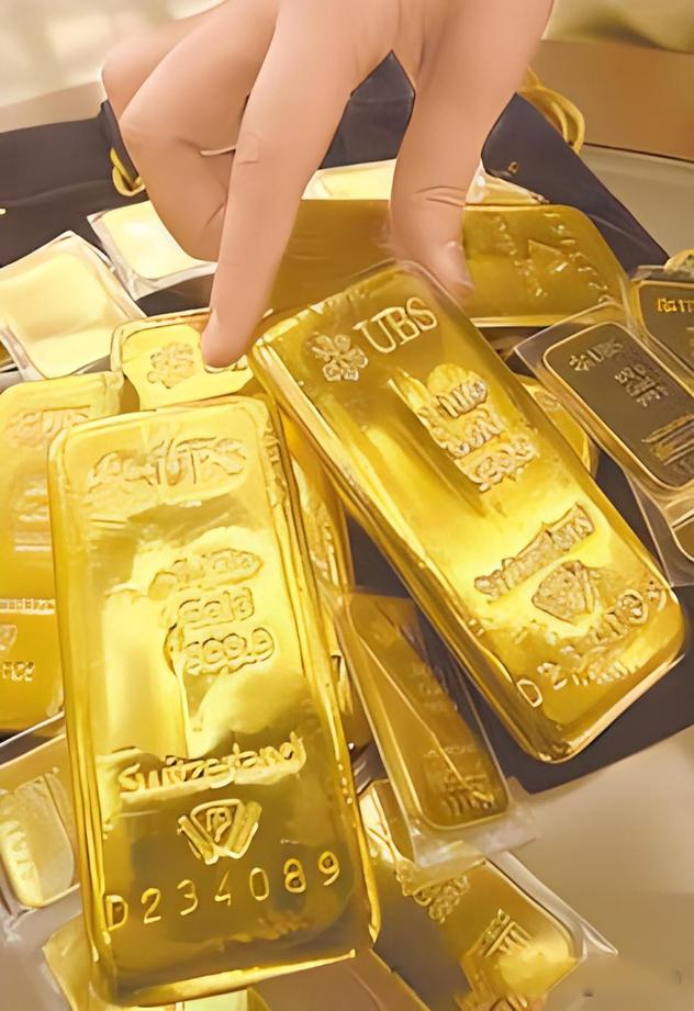 昆明黄金回收服务-昆明金条抵押贷款-昆明私人借钱当天放款